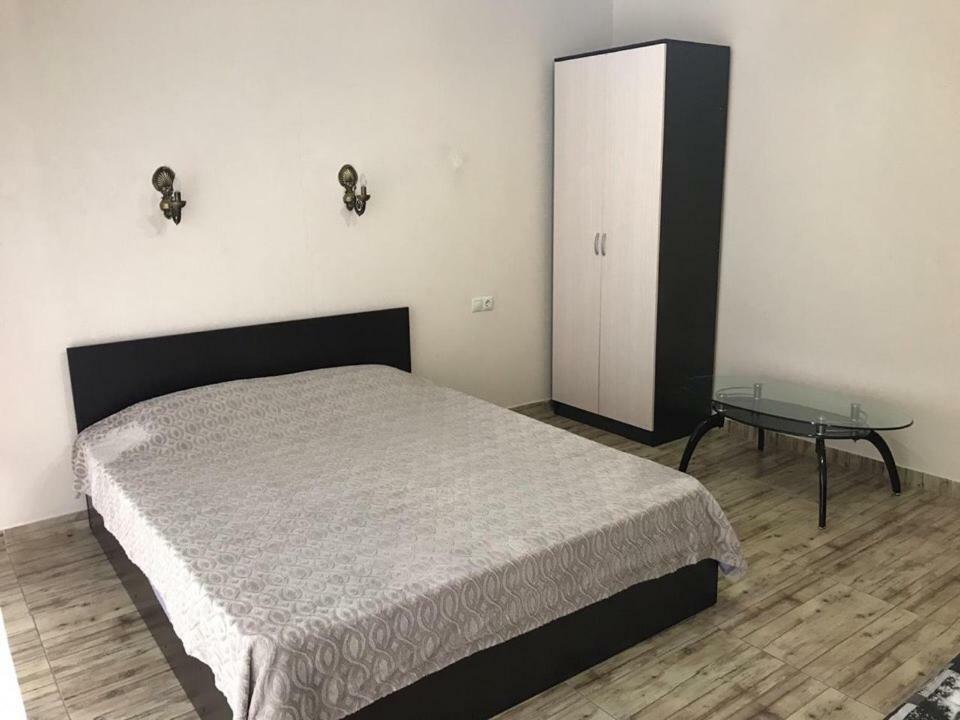 Гостевой Дом "Уют У Тумановых" Pizunda Extérieur photo