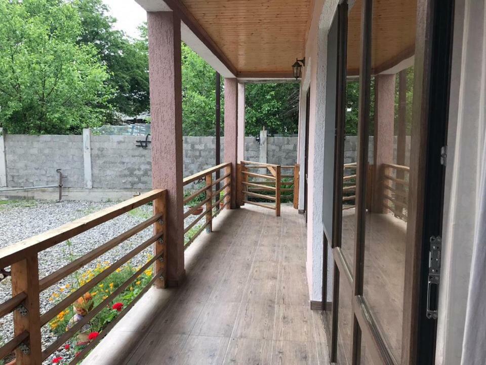 Гостевой Дом "Уют У Тумановых" Pizunda Extérieur photo