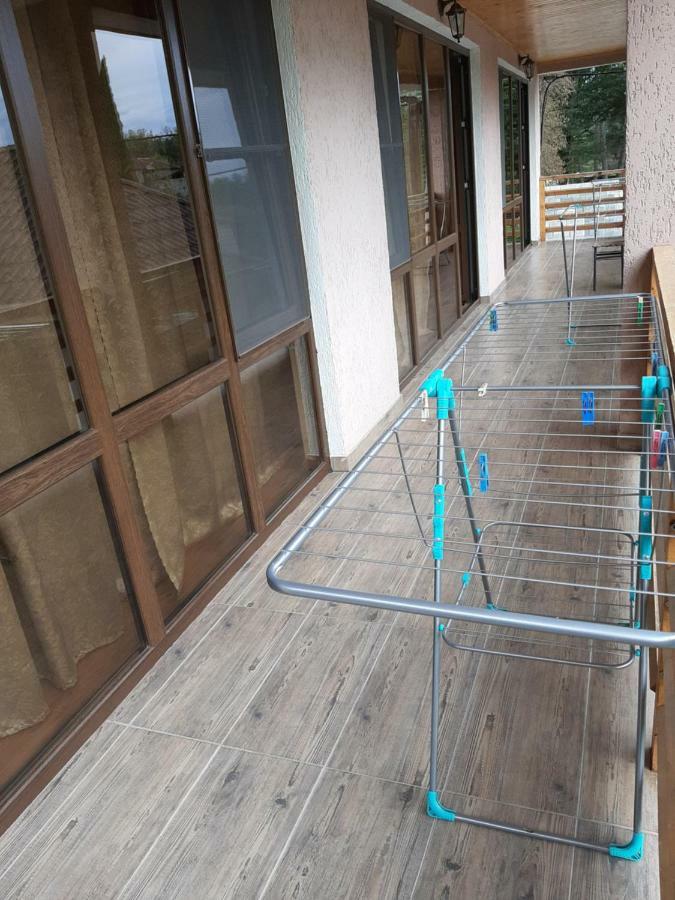 Гостевой Дом "Уют У Тумановых" Pizunda Extérieur photo